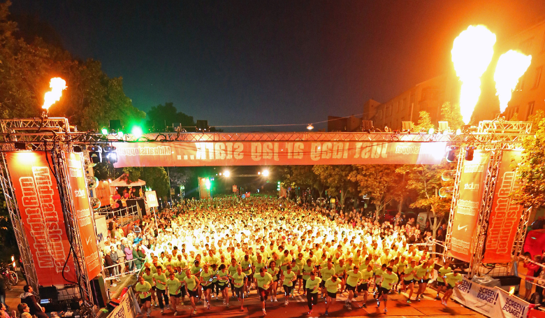 löpstart midnattsloppet